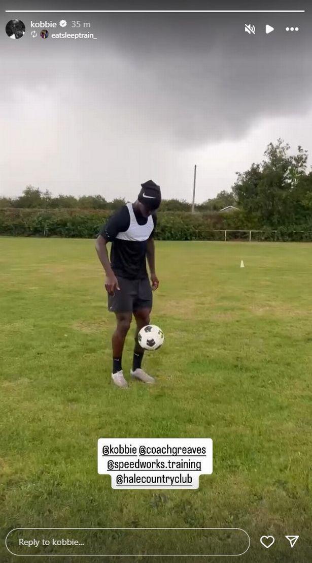 假期不休息，梅努在社媒晒出了自己加练的视频